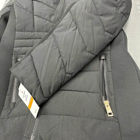 Micheal Kors women’s winter jacket. - Picture 3 of 7